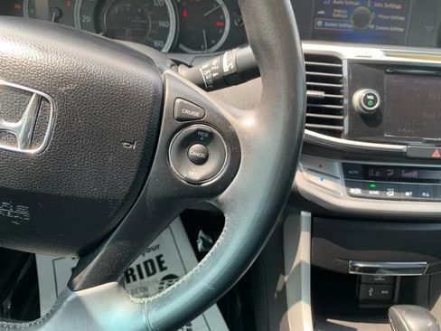 Used 2015 Honda Accord EX-L image 14