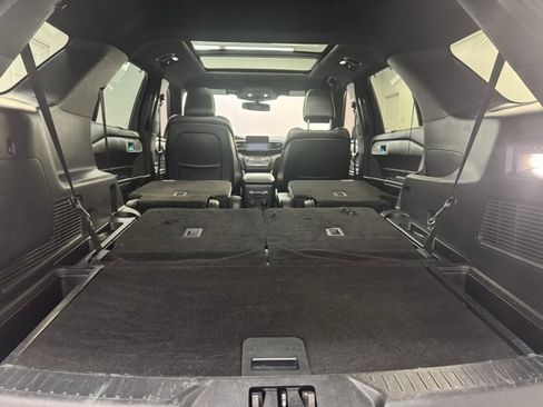 Used 2020 Ford Explorer ST image 39