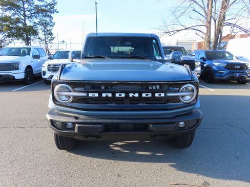 New 2025 Ford Bronco Outer Banks image 2