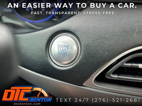 Used 2020 Hyundai Palisade SEL w/ Premium Package FWD image 25