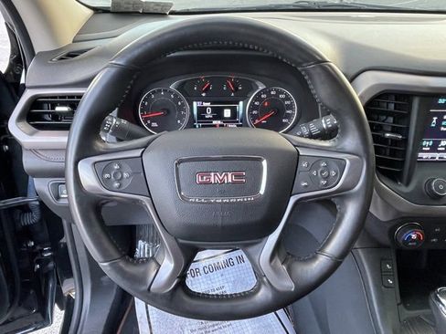 Certified 2017 GMC Acadia SLT image 32