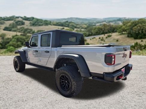 Used 2021 Jeep Gladiator Rubicon w/ LED Lighting Group AWD/4WD image 8