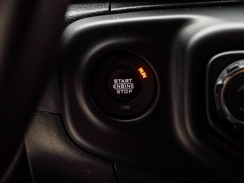 Used 2023 Jeep Gladiator Overland w/ LED Lighting Group image 21