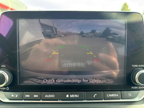 Used 2022 Nissan Rogue SV AWD/4WD image 20
