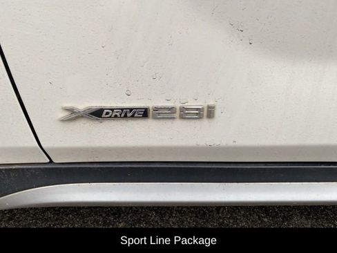 Used 2015 BMW X1 xDrive28i image 2