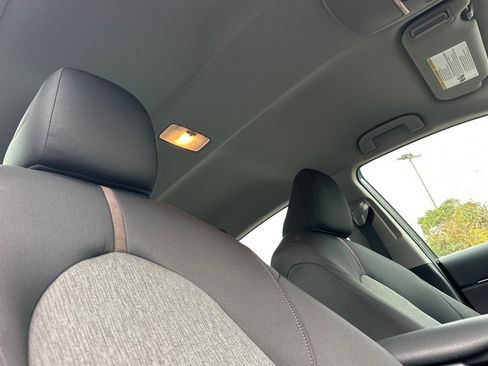 Used 2019 Toyota Camry LE image 13