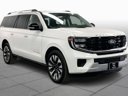 New 2025 Ford Expedition Max Platinum w/ Driver's Package image 2