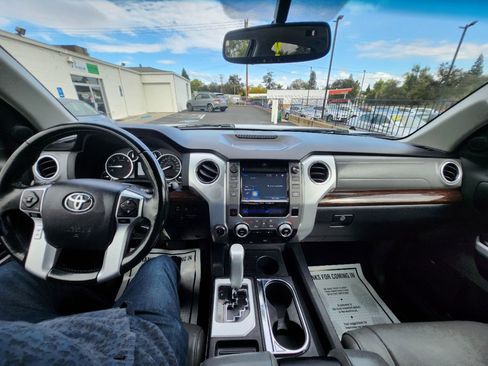 Used 2017 Toyota Tundra Limited image 13