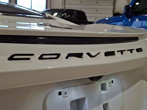 Used 2020 Chevrolet Corvette Stingray Premium Cpe w/ 3LT Preferred Equipment Group RWD image 31