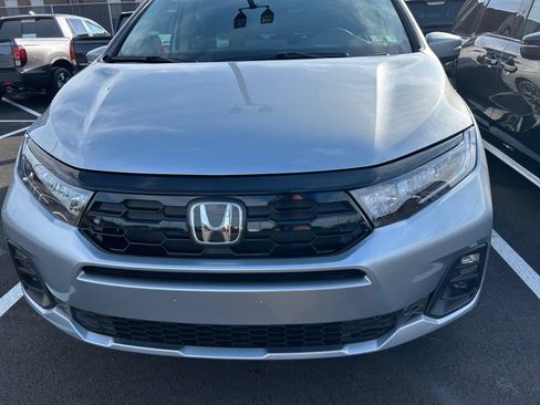 New 2026 Honda Odyssey Touring image 22