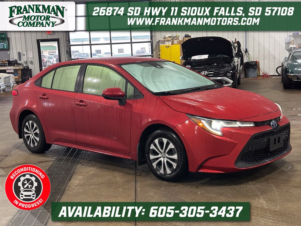 Used 2021 Toyota Corolla LE FWD image 1