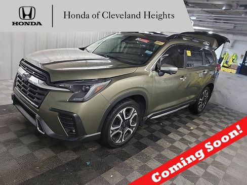 Used 2023 Subaru Ascent Touring AWD/4WD image 1