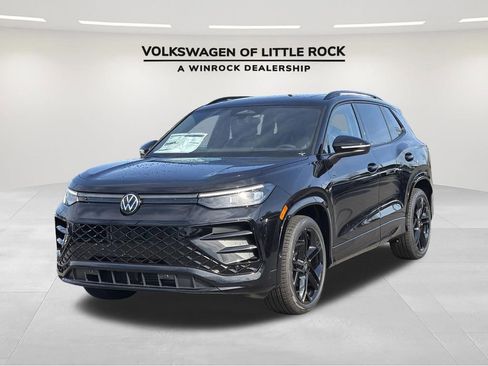 New 2026 Volkswagen Tiguan SE R-Line FWD image 1