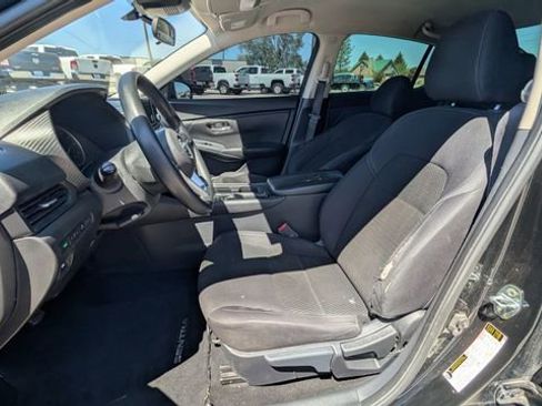 Used 2022 Nissan Sentra S FWD image 39