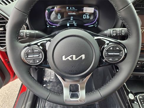 New 2025 Kia Soul EX image 17