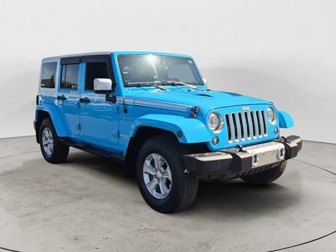 Used 2017 Jeep Wrangler Unlimited Sahara w/ Quick Order Package 24E Chief AWD/4WD image 7
