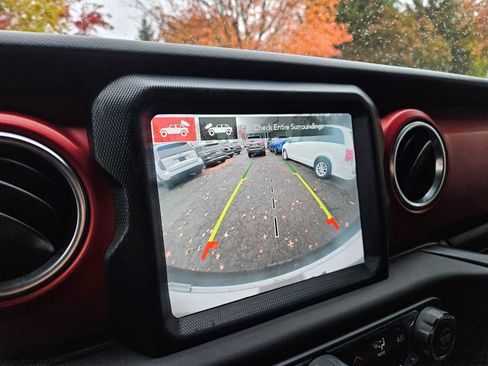 Used 2021 Jeep Wrangler Unlimited Rubicon image 28