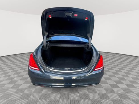 Used 2017 Mercedes-Benz S 550 4MATIC Sedan image 21