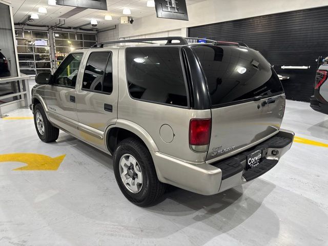 Used 2004 Chevrolet Blazer LS w/ Preferred Equipment Group AWD/4WD image 4