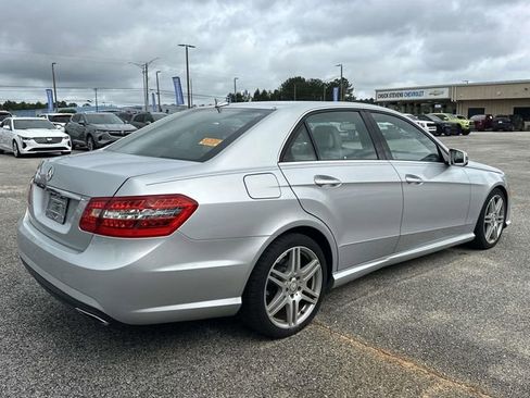 Used 2010 Mercedes-Benz E 350 Sedan image 14