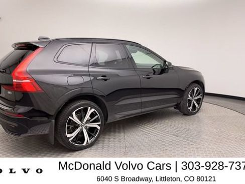 Certified 2023 Volvo XC60 B5 Ultimate w/ Climate Package AWD/4WD image 2