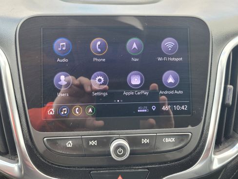 Used 2020 Chevrolet Equinox Premier FWD image 22