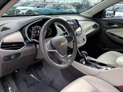 Used 2024 Chevrolet Malibu LT image 13