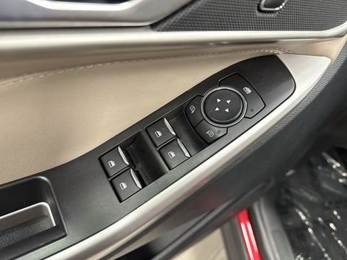 Used 2023 Ford Explorer XLT w/ Equipment Group 202A image 28