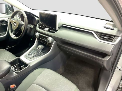 Used 2025 Toyota RAV4 XLE w/ Weather Package image 28