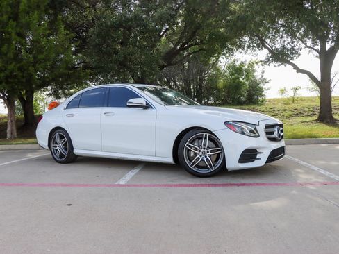 Used 2018 Mercedes-Benz E 300 w/ Premium 1 Package image 1