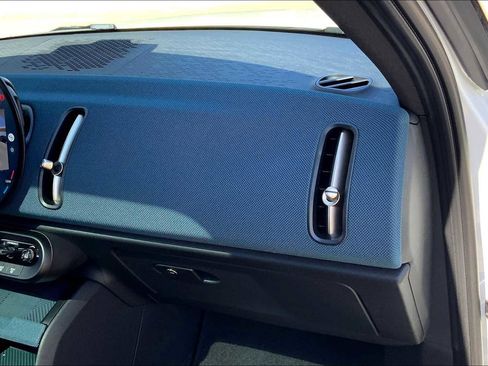 Used 2025 MINI Cooper Countryman S image 18