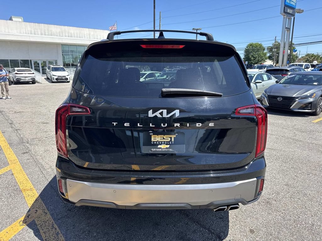 Used 2024 Kia Telluride S FWD image 7