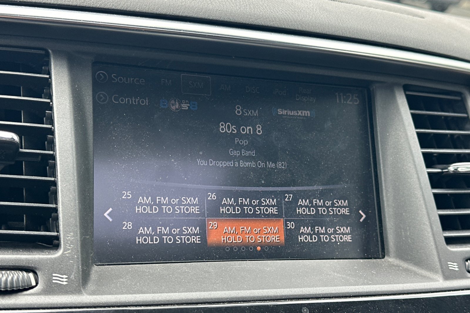 Used 2019 Nissan Armada Platinum w/ Captain's Chairs Package RWD image 18