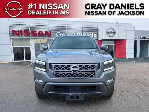 Certified 2024 Nissan Frontier SL w/ Technology Package RWD image 2