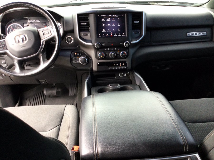Used 2020 RAM 1500 4x4 Crew Cab image 22