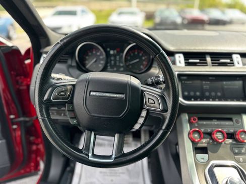 Used 2018 Land Rover Range Rover Evoque HSE Dynamic AWD/4WD image 24