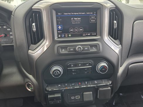 Used 2026 Chevrolet Silverado 1500 Custom Trail Boss AWD/4WD image 22