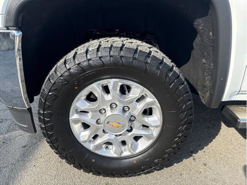 Used 2015 GMC Sierra 2500 2WD Crew Cab image 20