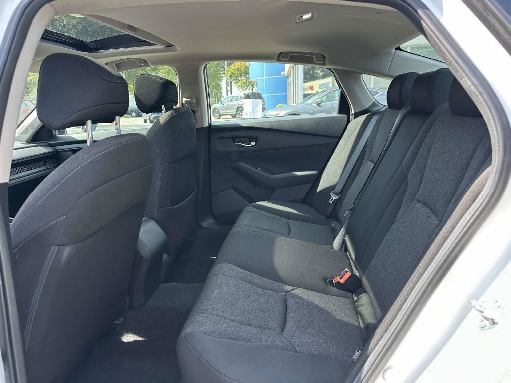 Used 2023 Honda Accord EX image 9