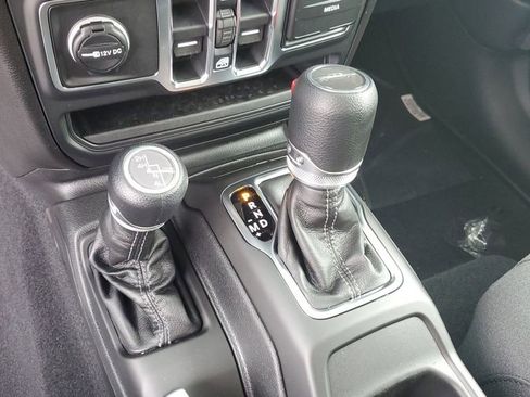 New 2026 Jeep Gladiator Sport image 17