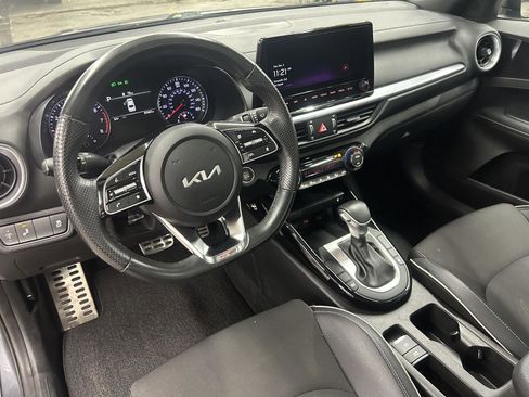 Used 2023 Kia Forte GT-Line w/ GT-Line Premium Package image 11