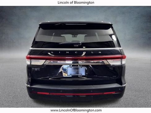Used 2023 Lincoln Navigator Reserve w/ Equipment Group 201A AWD/4WD image 6