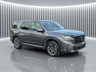 Certified 2025 Honda Pilot EX-L video 2