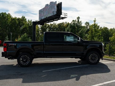 Used 2026 Ford F250 Platinum AWD/4WD image 18