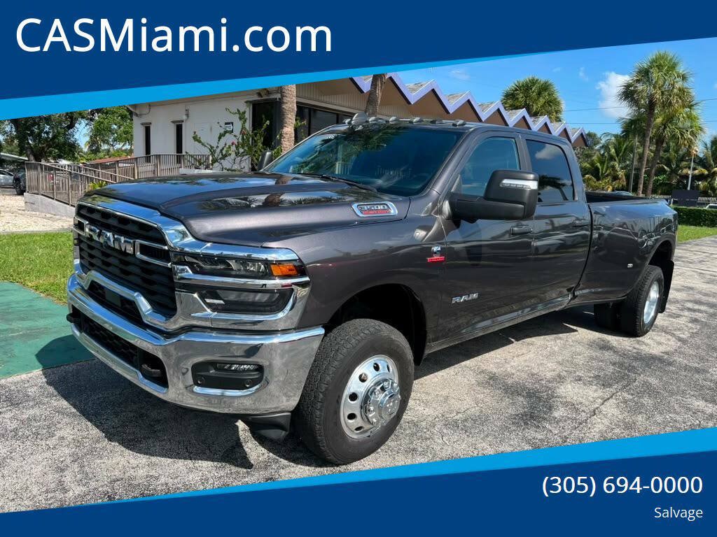 Used 2025 RAM 3500 Big Horn AWD/4WD image 1