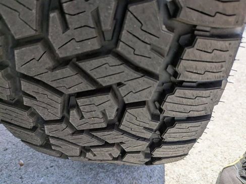 Used 2023 Ford Ranger XLT w/ Equipment Group 301A Mid image 11