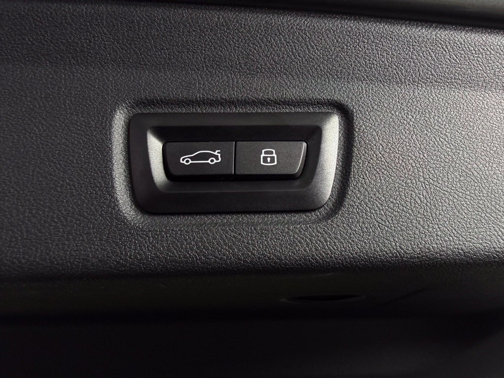 Used 2024 BMW i4 eDrive35 w/ Convenience Package RWD image 29