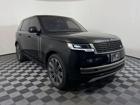 Used 2023 Land Rover Range Rover SE AWD/4WD image 7
