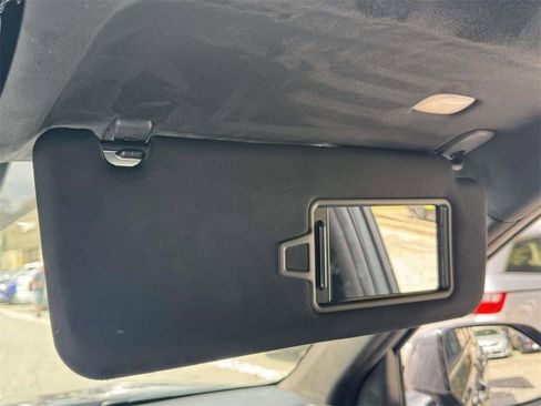 Used 2023 Hyundai Palisade Calligraphy image 33