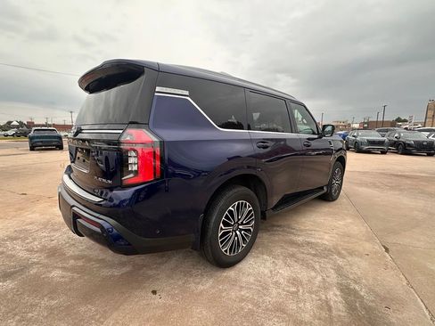 Certified 2025 Nissan Armada Platinum AWD/4WD image 8